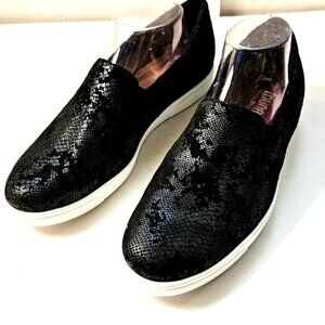 Munro Lulu Black Snake Skin Slip-On Sneakers Womens Size 9.5 NEW*